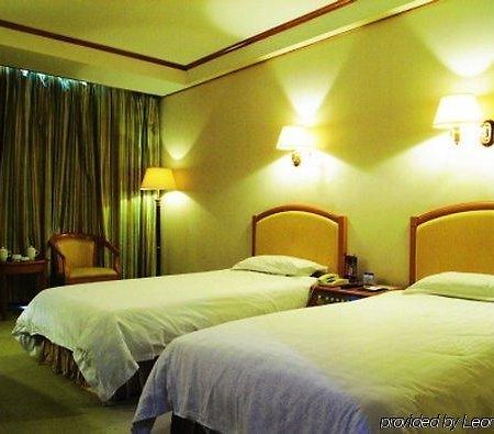 Nanjing Airport Hotel Room photo
